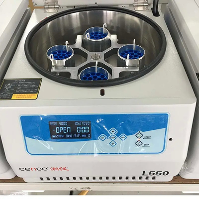 L550 Laboratoire de médecine clinique Centrifugeuse de table à basse vitesse Grande capacité
