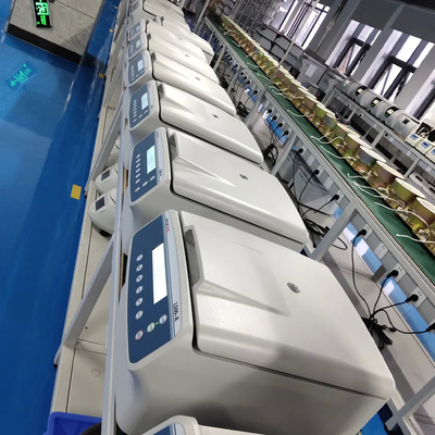 Prix d'usine Vitesse maximale 5000 tr / min Centrifugeuse clinique de laboratoire pour l'hôpital de laboratoire