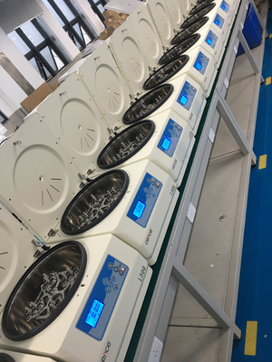 L500 Centrifugeuse médicale 5000r/min 16x15ml Capacité 1-99min Températeur