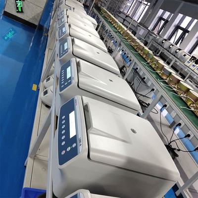 L500-A Centrifugeuse à basse vitesse avec 1 an de garantie, pièces de rechange gratuites et rotors en acier inoxydable pour la recherche clinique