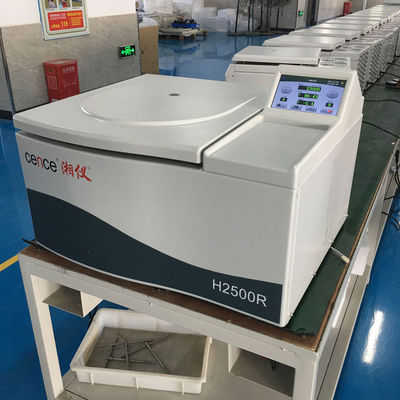 Centrifuge réfrigérée à grande vitesse Xiangyi H2500R 25000RPM 50560XG avec capacité de 6*100ml pour utilisation en laboratoire