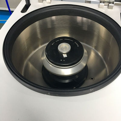 Centrifuge réfrigérée à grande vitesse 25000 tr/min avec FCR de 50560xg et capacité de 6x100ml pour utilisation en laboratoire